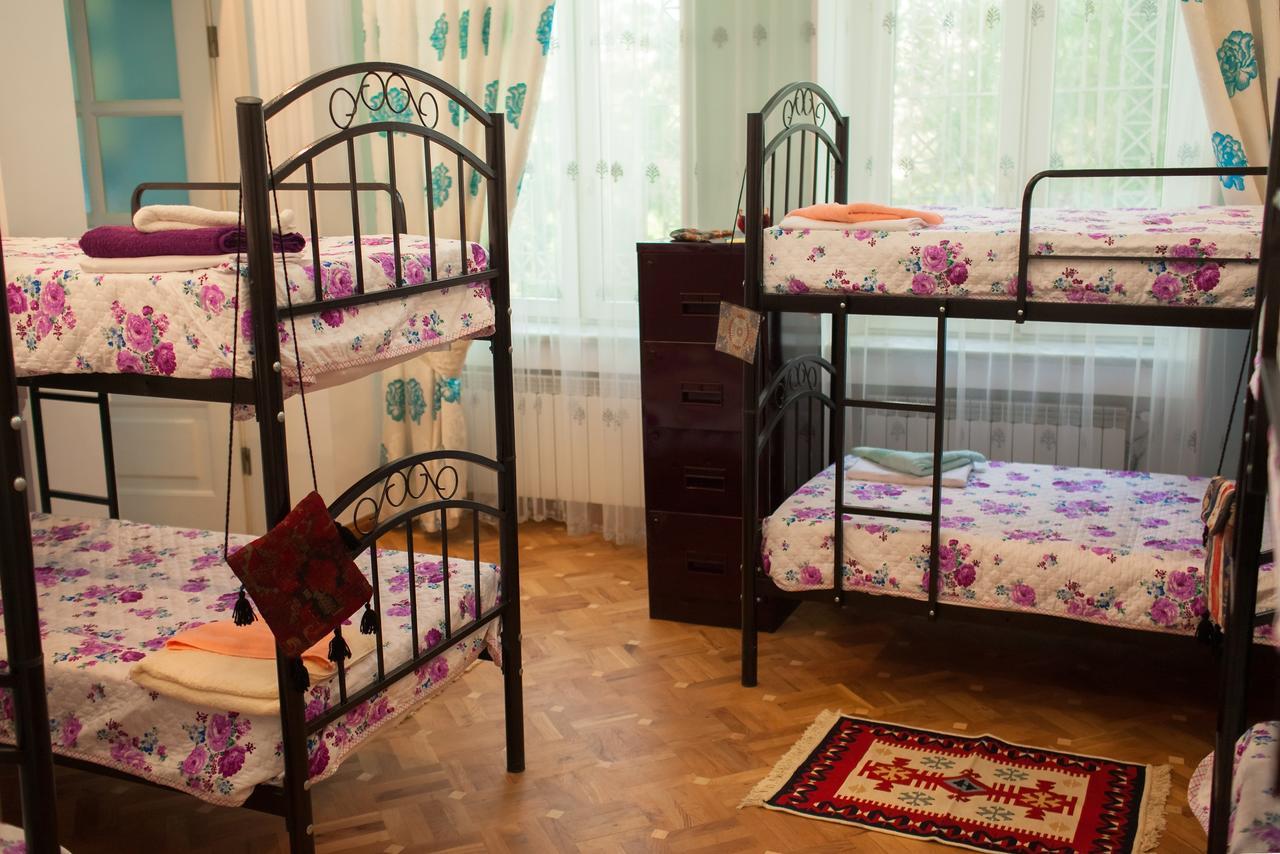 Land Of Fire Hostel باكو المظهر الخارجي الصورة