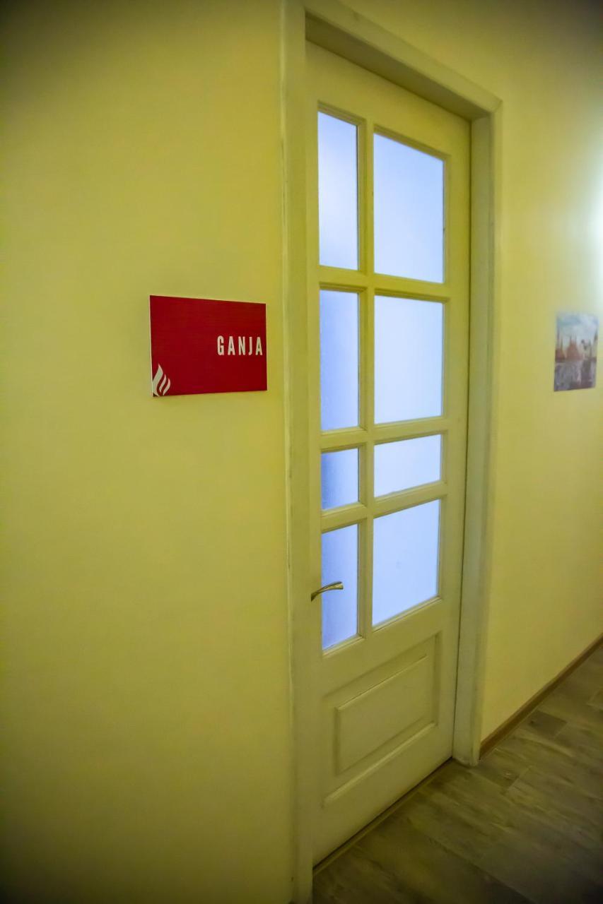 Land Of Fire Hostel باكو المظهر الخارجي الصورة