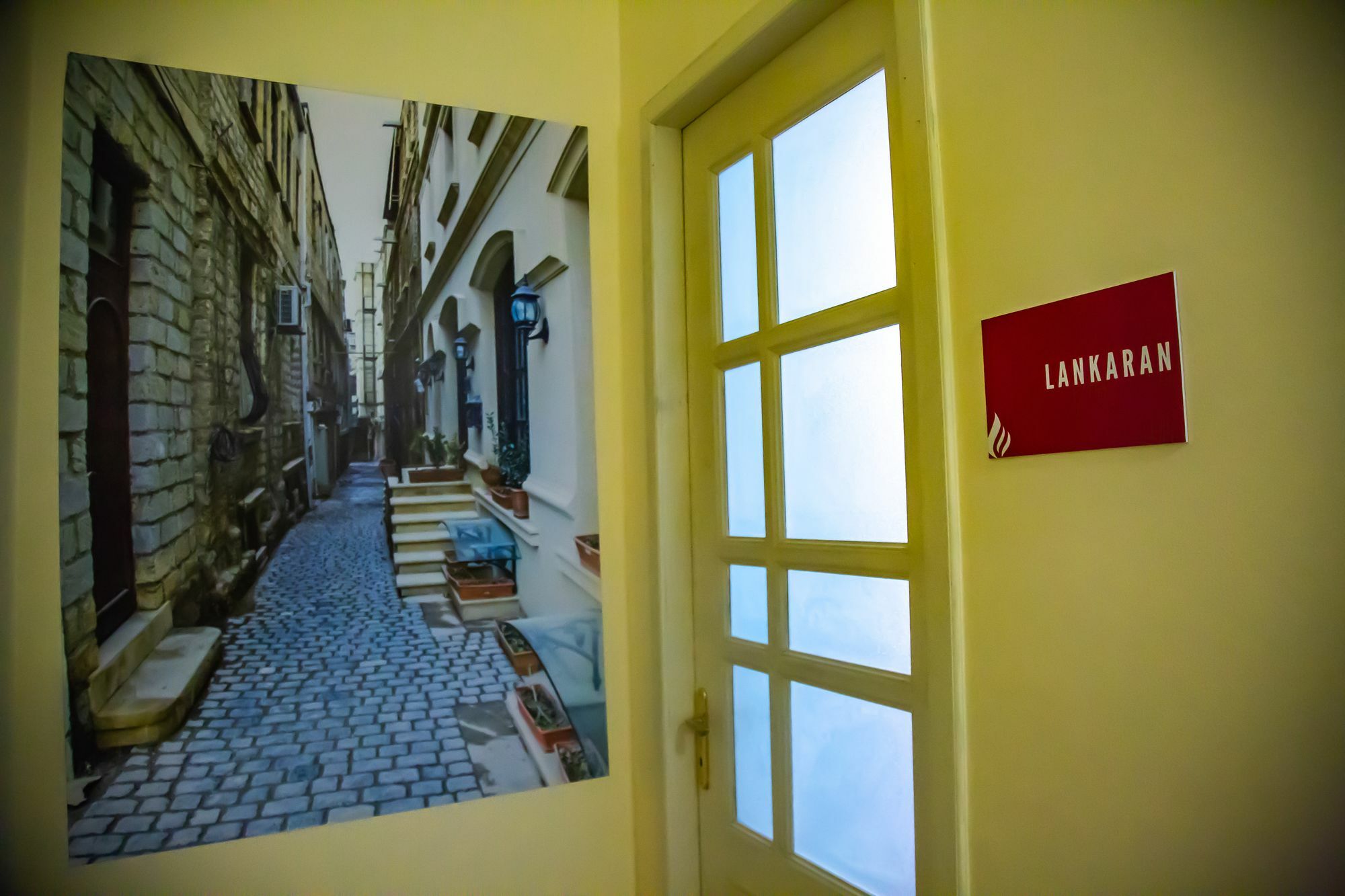 Land Of Fire Hostel باكو المظهر الخارجي الصورة